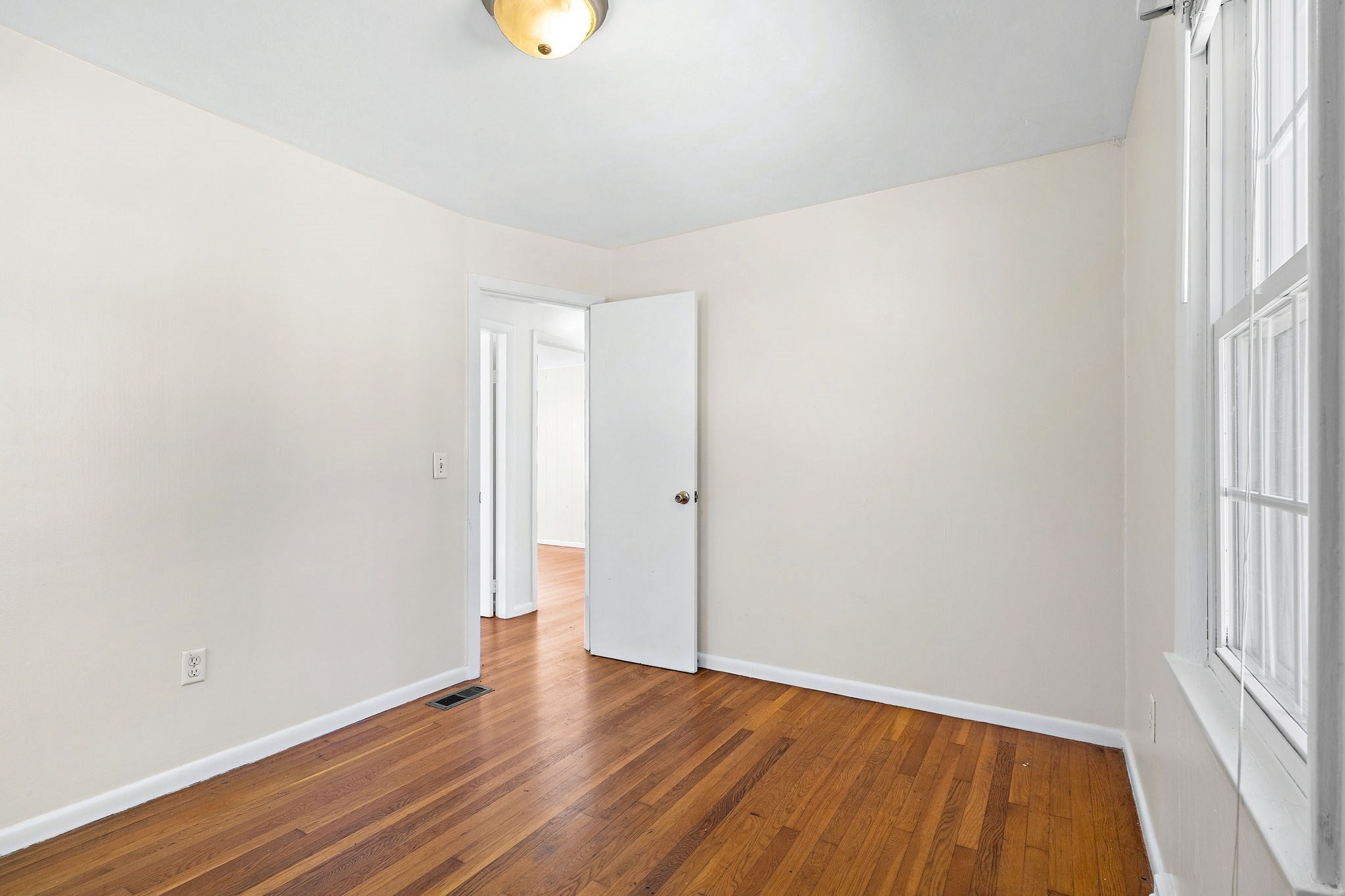 359 Hudson Street, Northborough, MA Photo #7