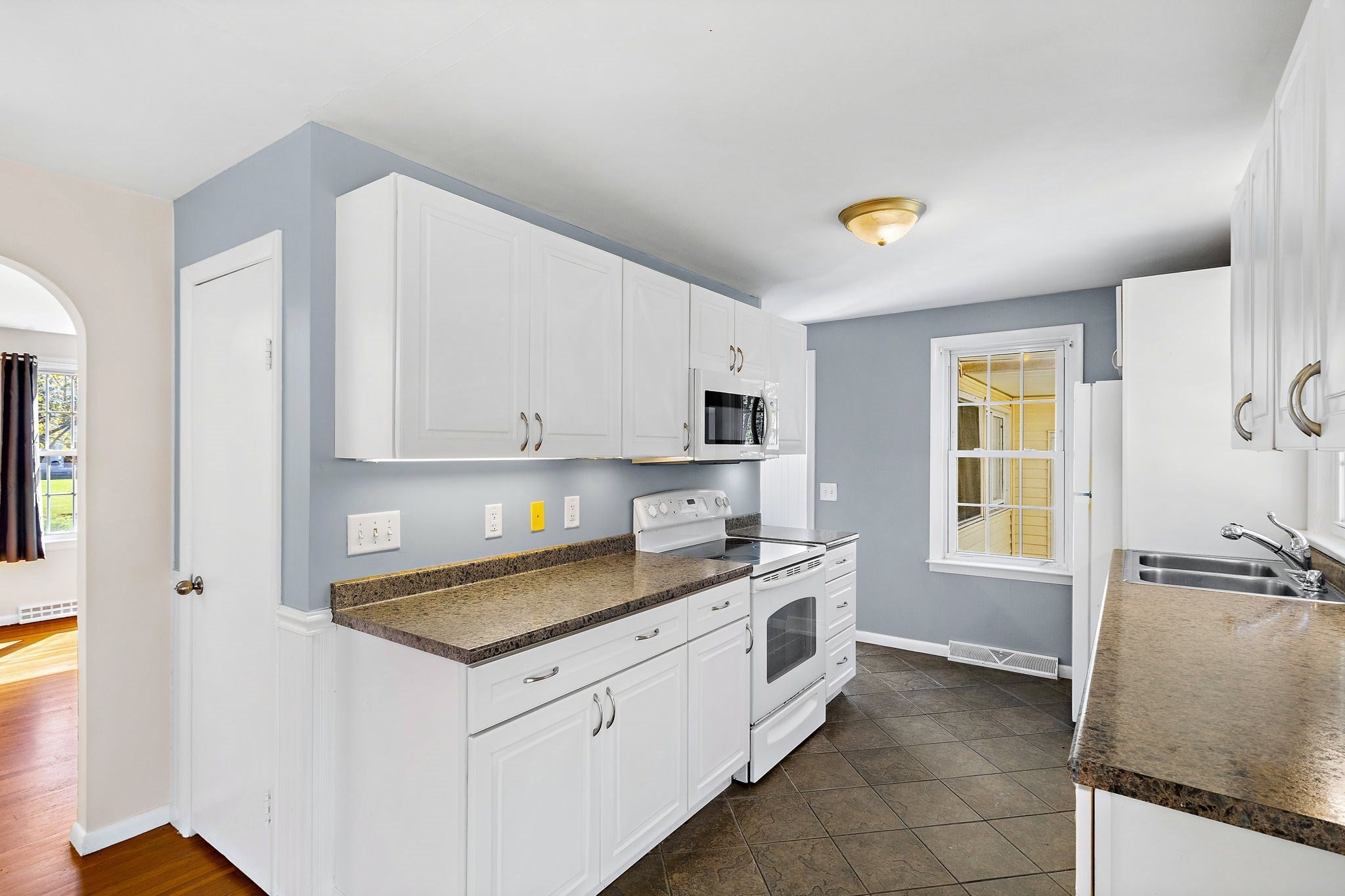 359 Hudson Street, Northborough, MA Photo #21