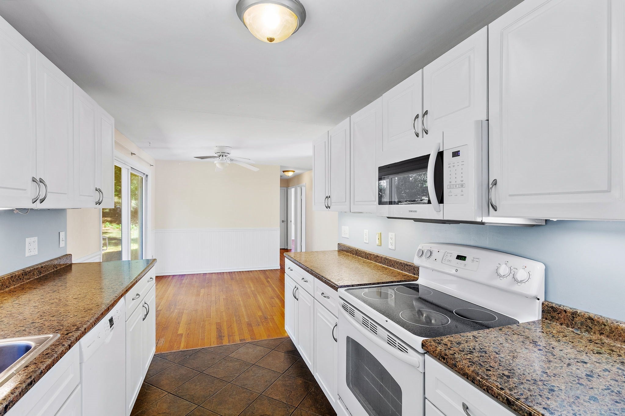 359 Hudson Street, Northborough, MA Photo #24