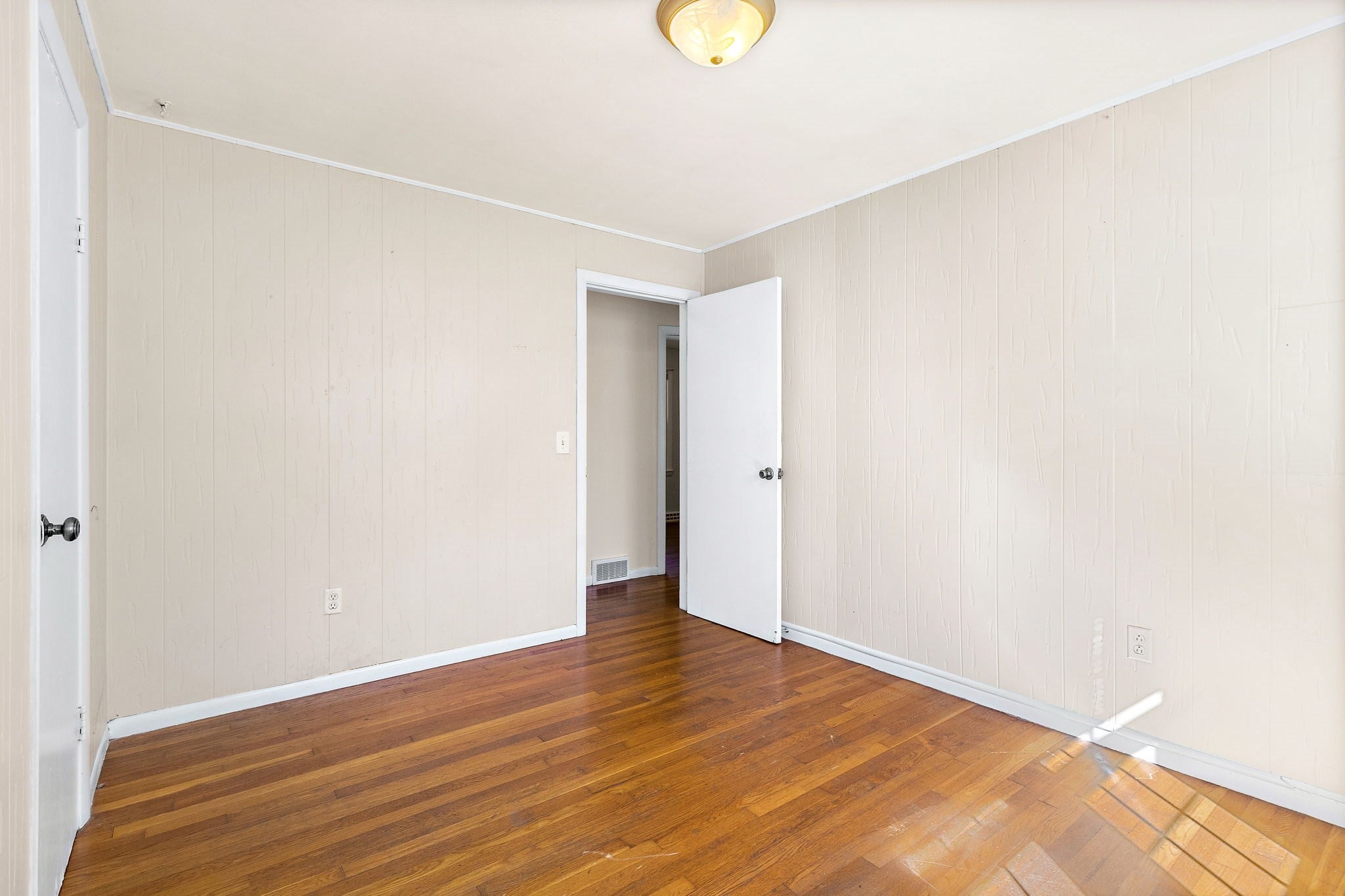 359 Hudson Street, Northborough, MA Photo #11