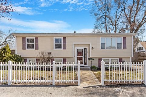 30 Penn Ave Lowell MA 01852