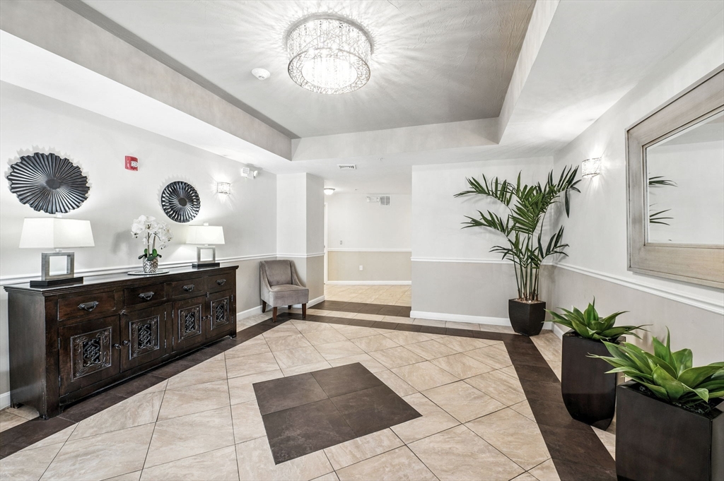 360 Andover St 2101
