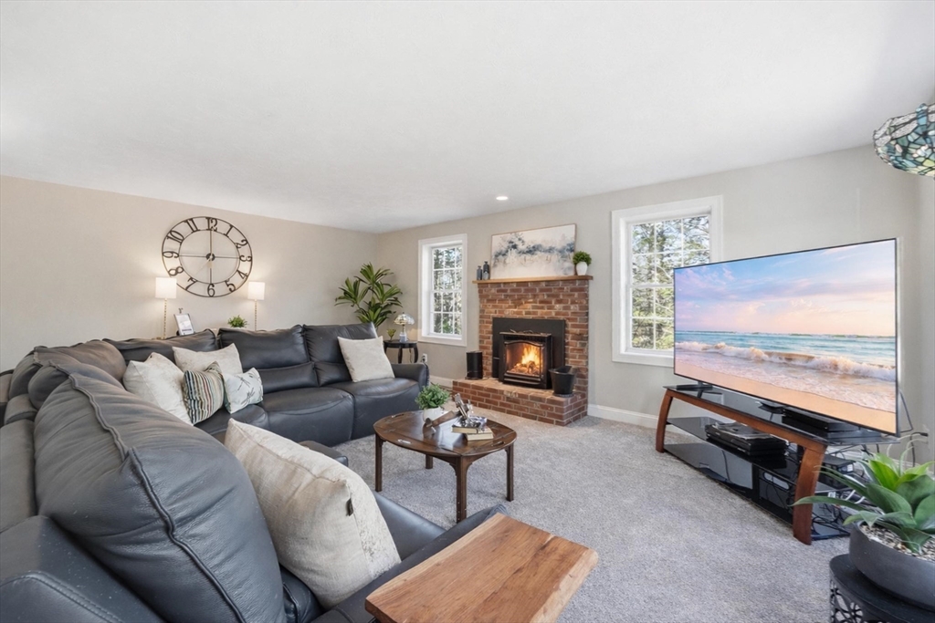 331 E County Rd