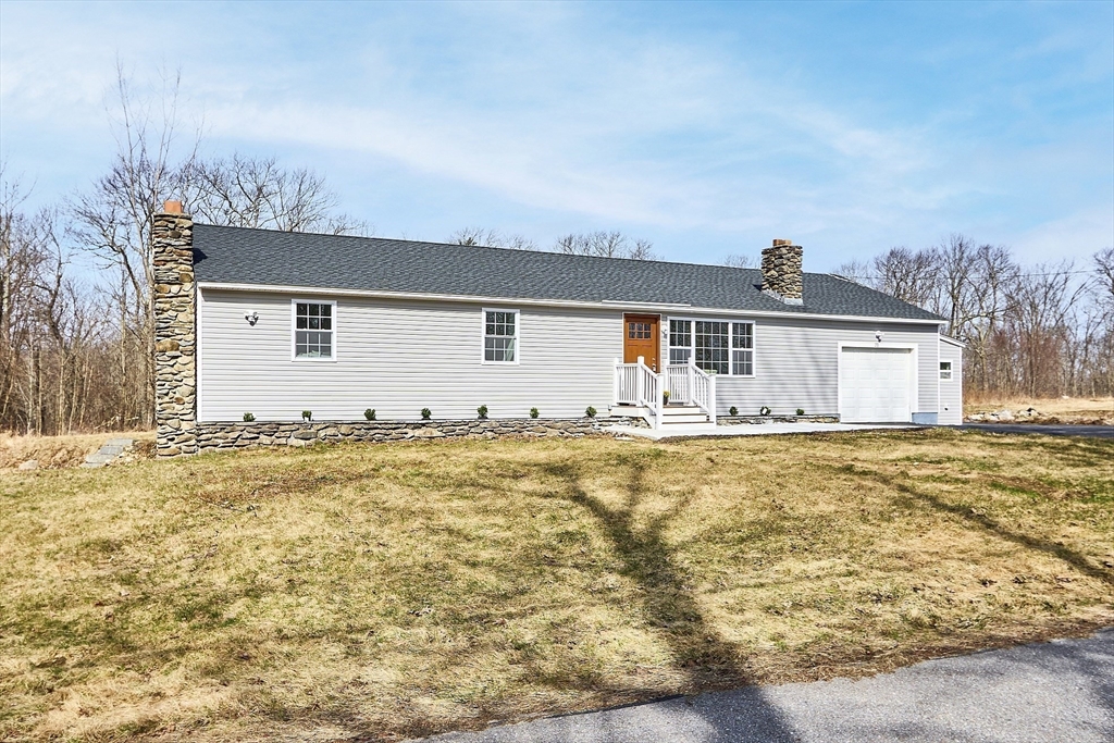 21 Davis Rd