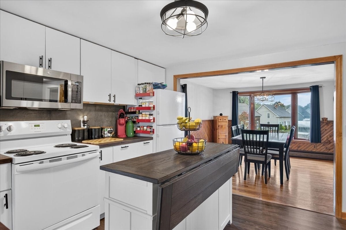 29 Beeden Rd, Westport, MA Photo #4
