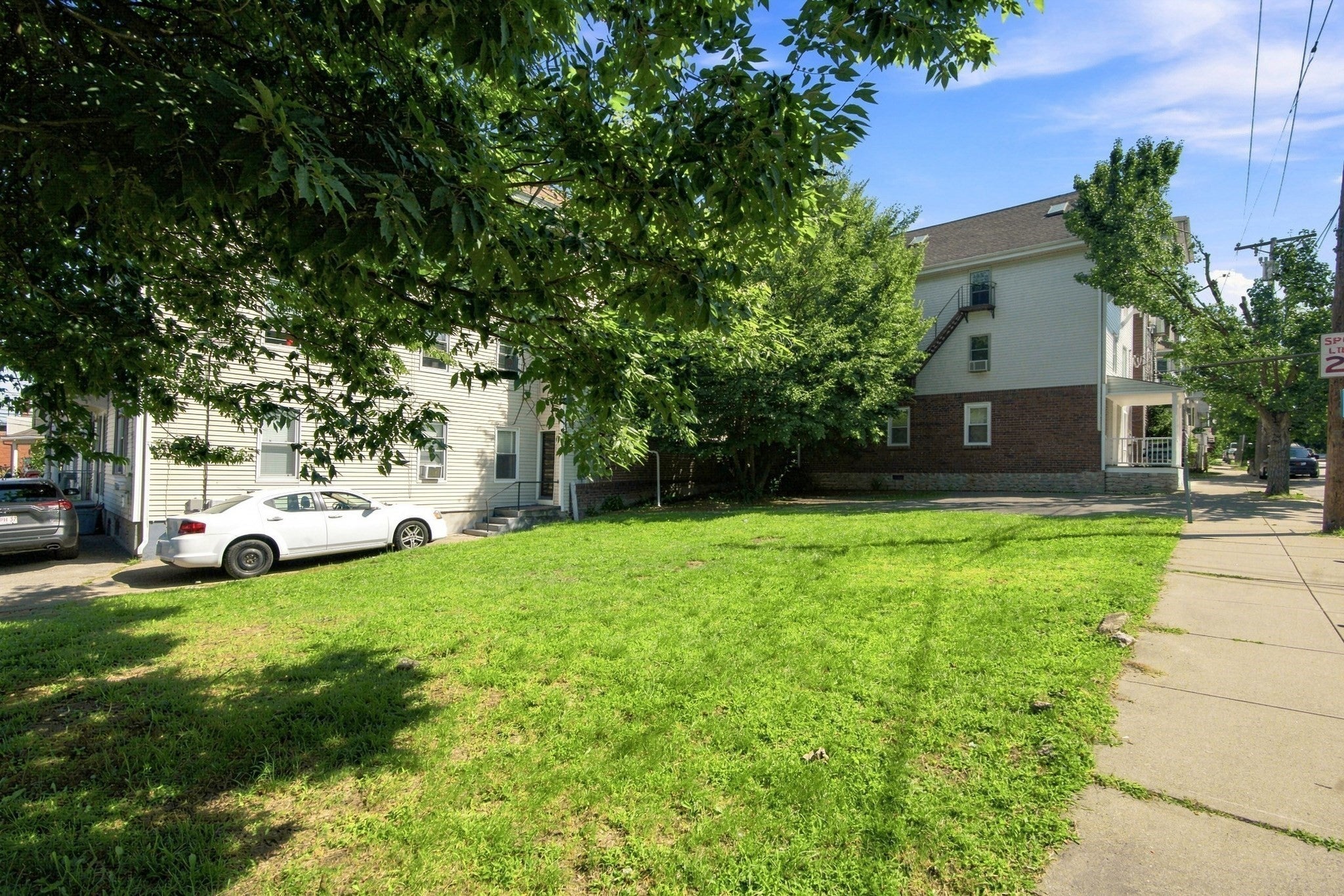 189 Magill St, Pawtucket, RI Photo #4