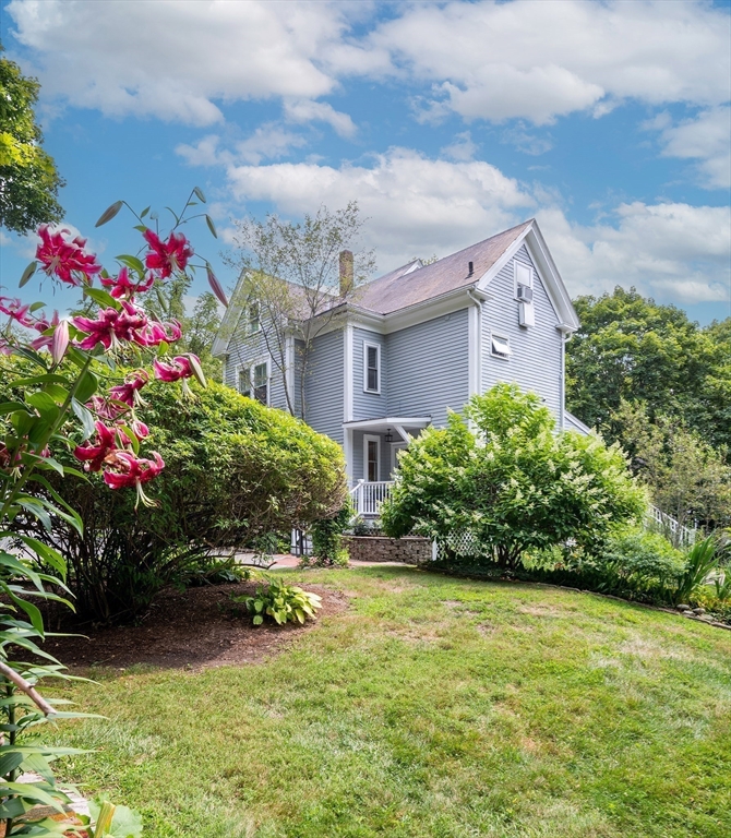 20 Manning St 2