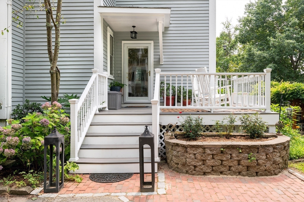 20 Manning St 2
