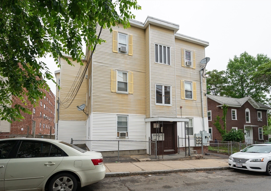 8 Everett St