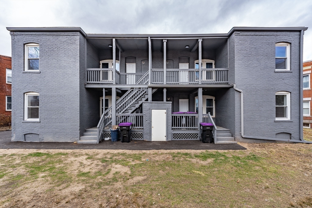 3 Parkview Ter 2L