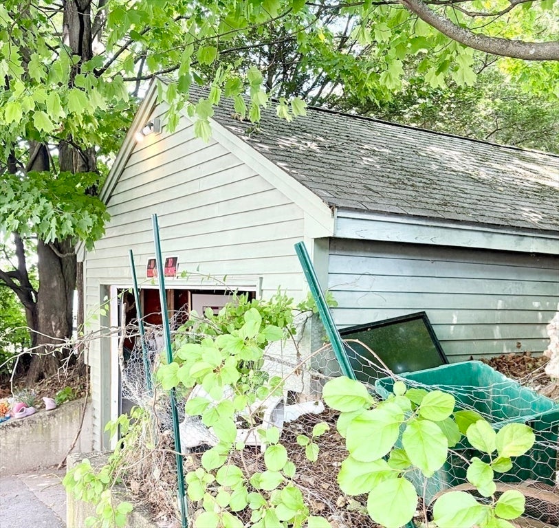 2 Abbott St, Haverhill, MA, 2 Abbott St, Haverhill, MA Photo #6
