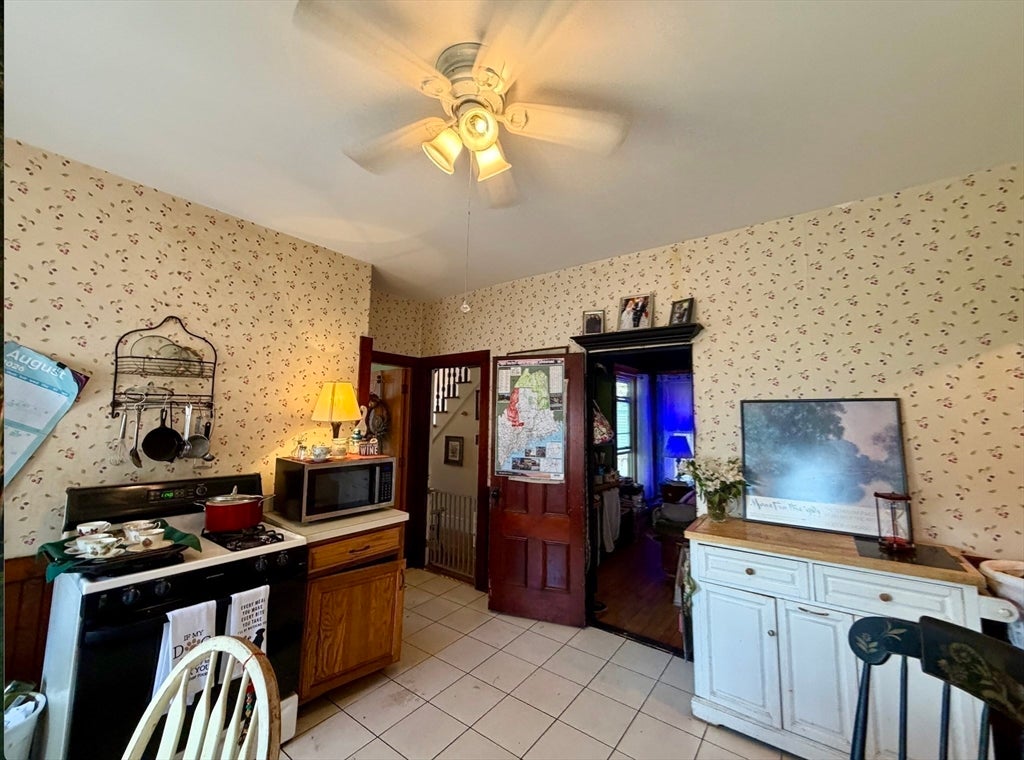 2 Abbott St, Haverhill, MA, 2 Abbott St, Haverhill, MA Photo #20