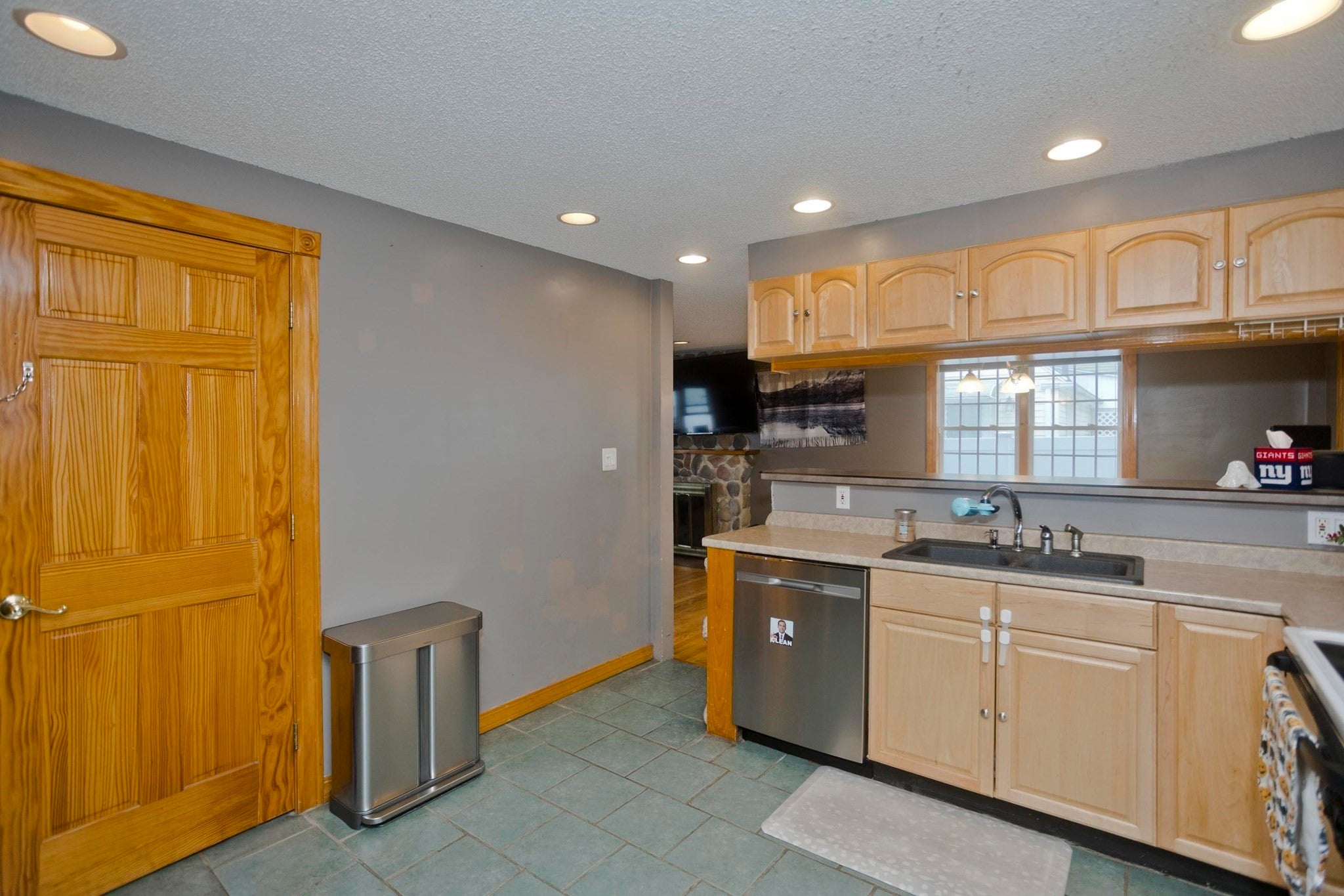 122 Hartford Ter, Springfield, MA, 122 Hartford Ter, Springfield, MA Photo #11