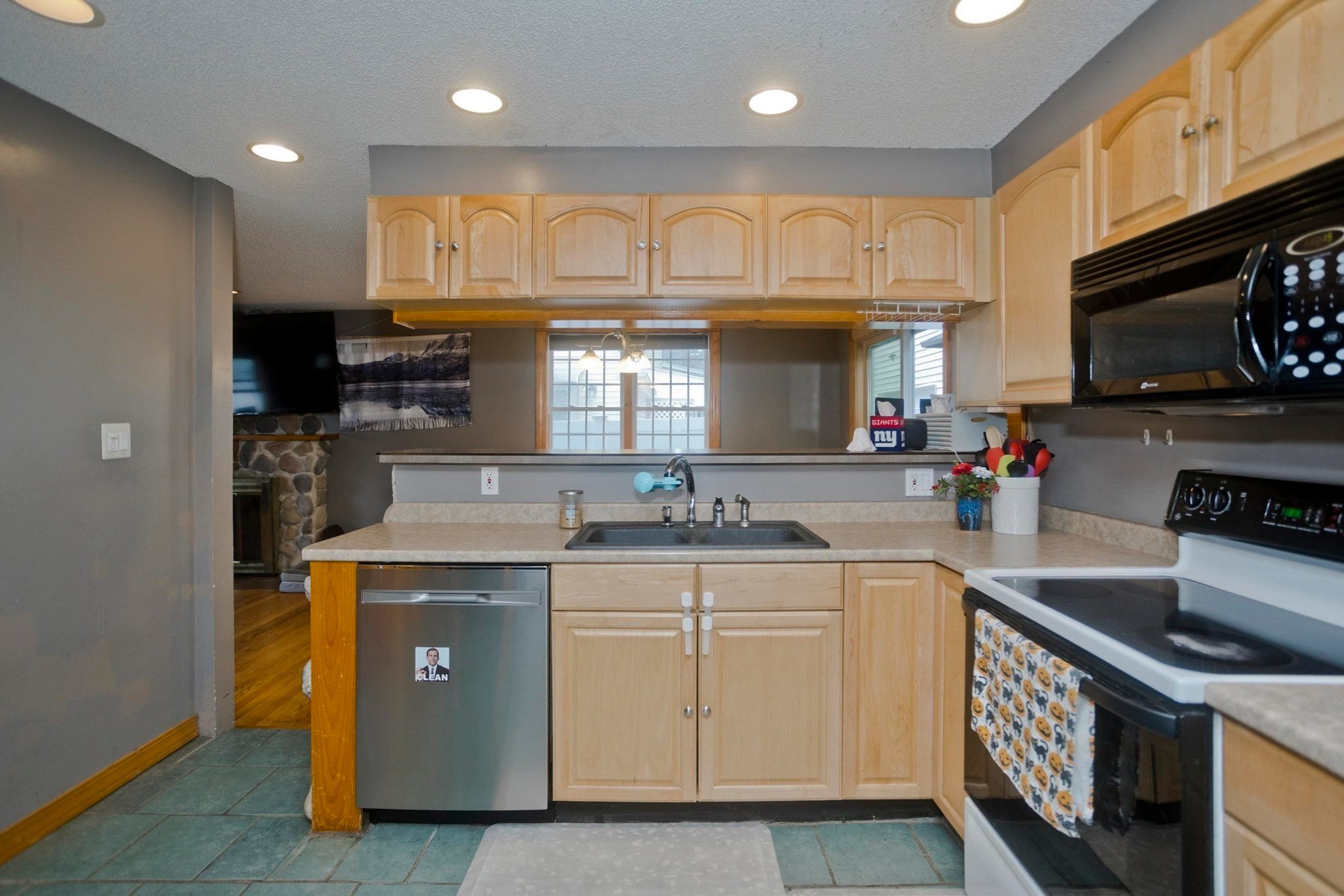 122 Hartford Ter, Springfield, MA, 122 Hartford Ter, Springfield, MA Photo #10