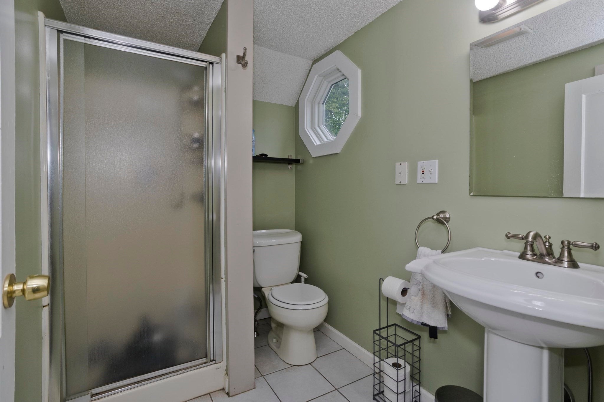 122 Hartford Ter, Springfield, MA, 122 Hartford Ter, Springfield, MA Photo #22