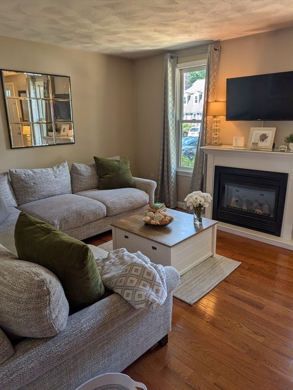 831 Wellman Ave. 831