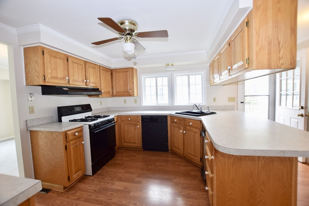 2 Edgewood Circle