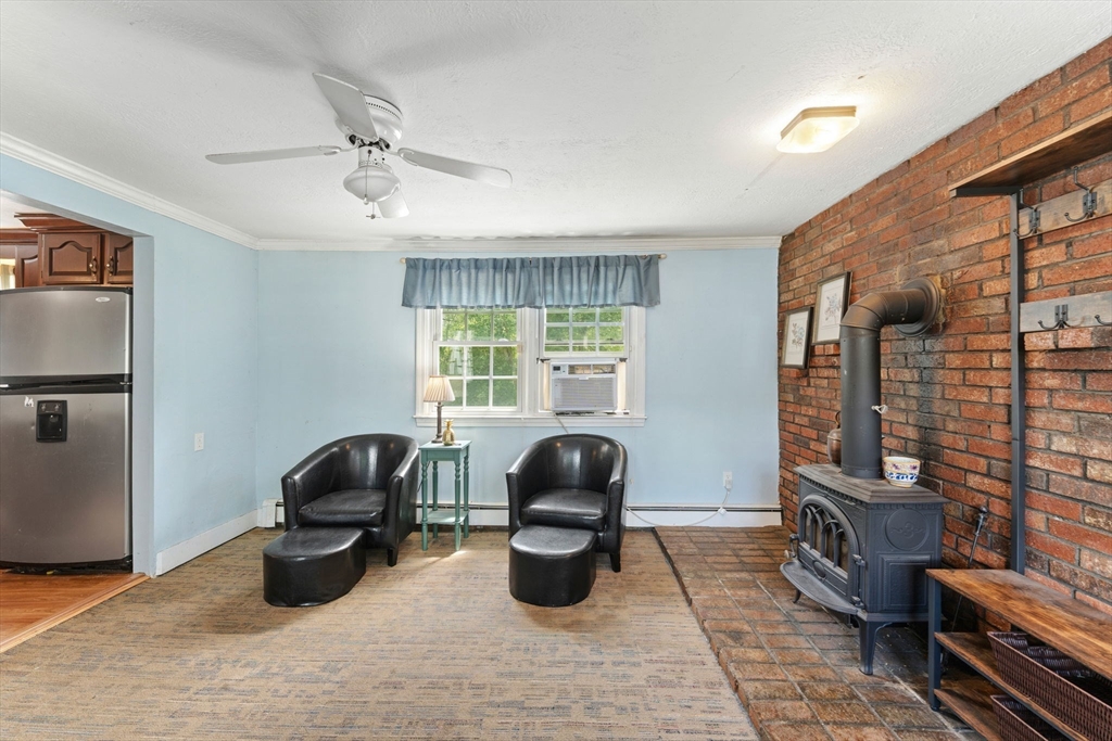 281 Carver Street