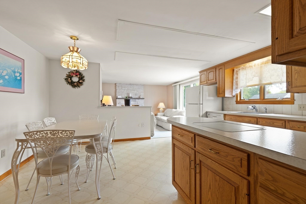 12 Highland Ave, Woburn, MA Photo #19