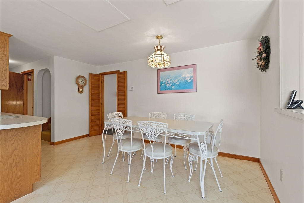 12 Highland Ave, Woburn, MA Photo #17
