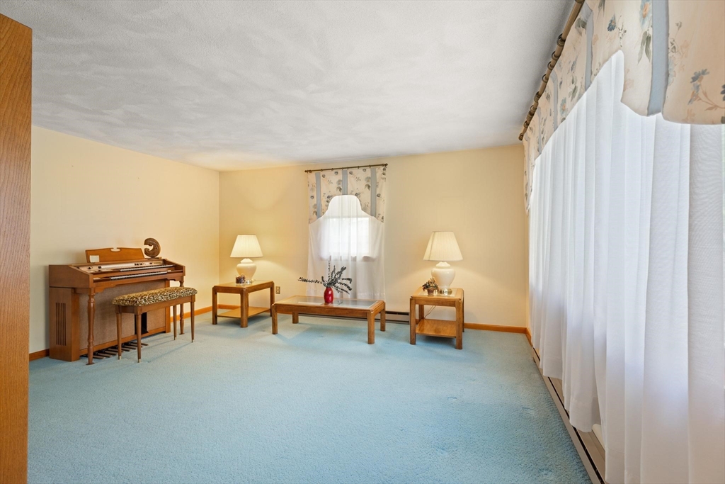 12 Highland Ave, Woburn, MA Photo #23