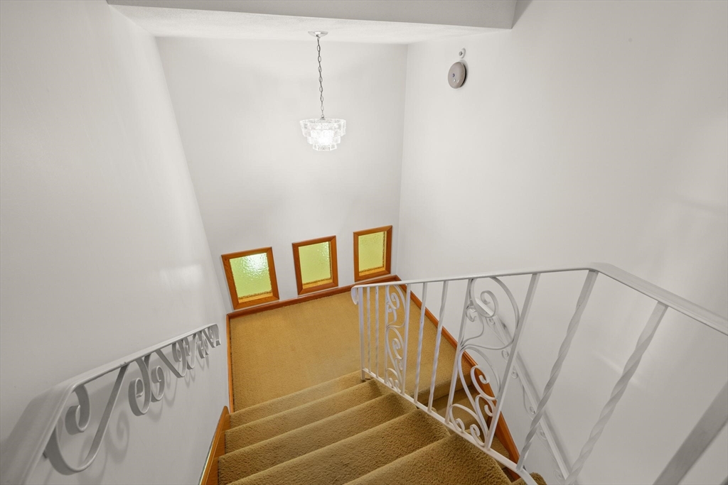 12 Highland Ave, Woburn, MA Photo #8