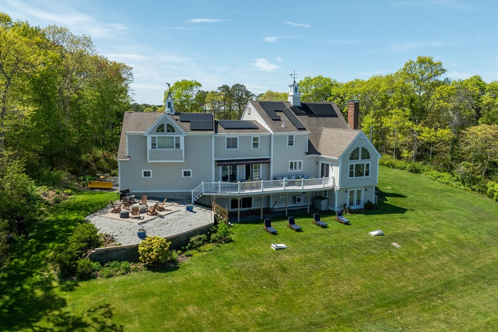 220 Valley Rd