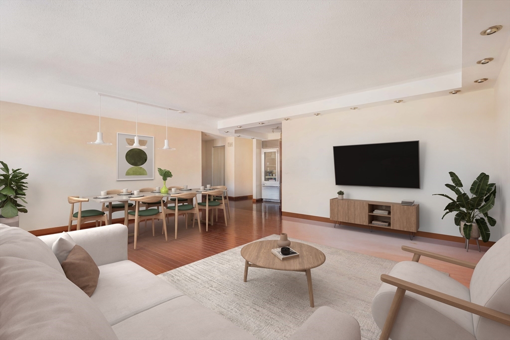 66 Winchester St 203