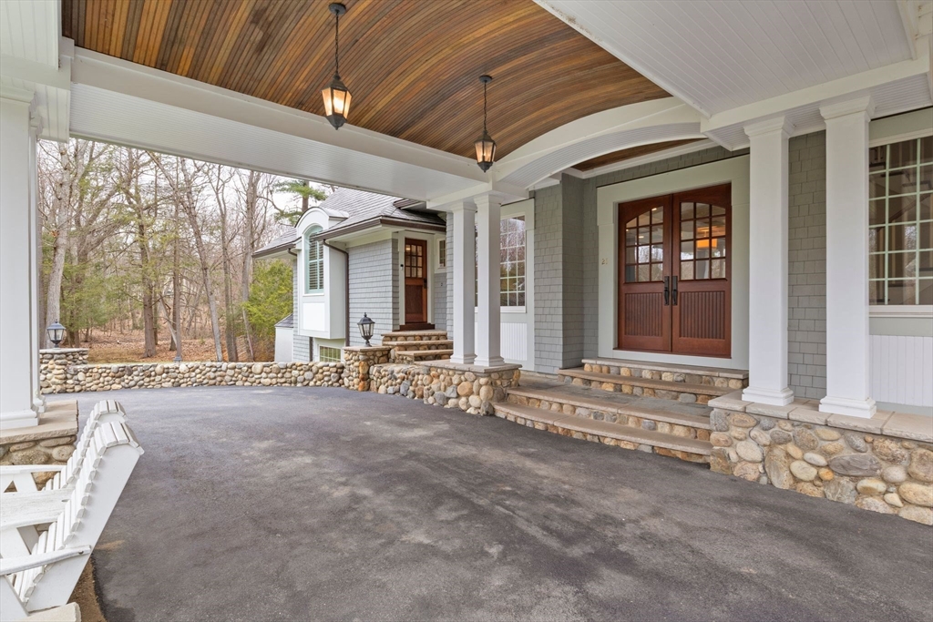 21 Whitney Rd