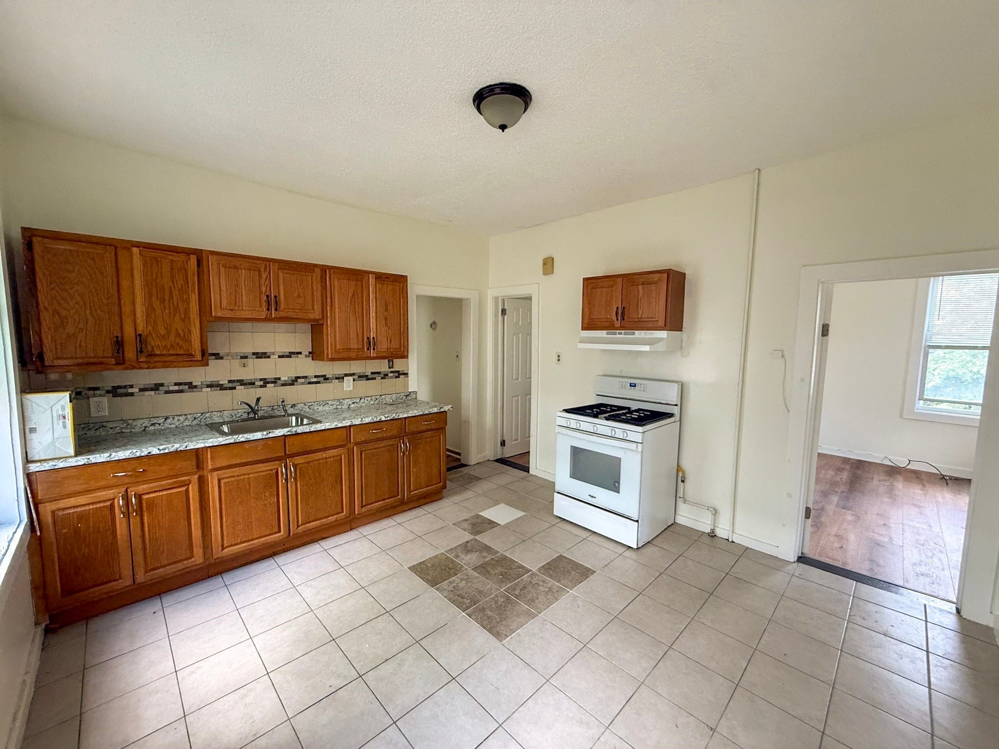60 Lucerne St #2, Boston, MA, 60 Lucerne St #2, Boston, MA Photo #1
