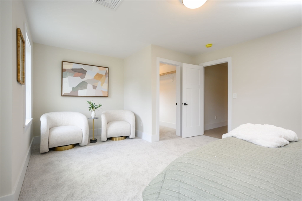 18 Howland Trail 36