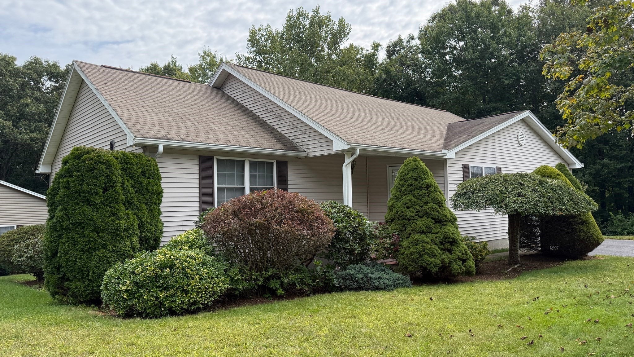 12 Deerfield Cir, Auburn, MA, 12 Deerfield Cir, Auburn, MA Photo #3