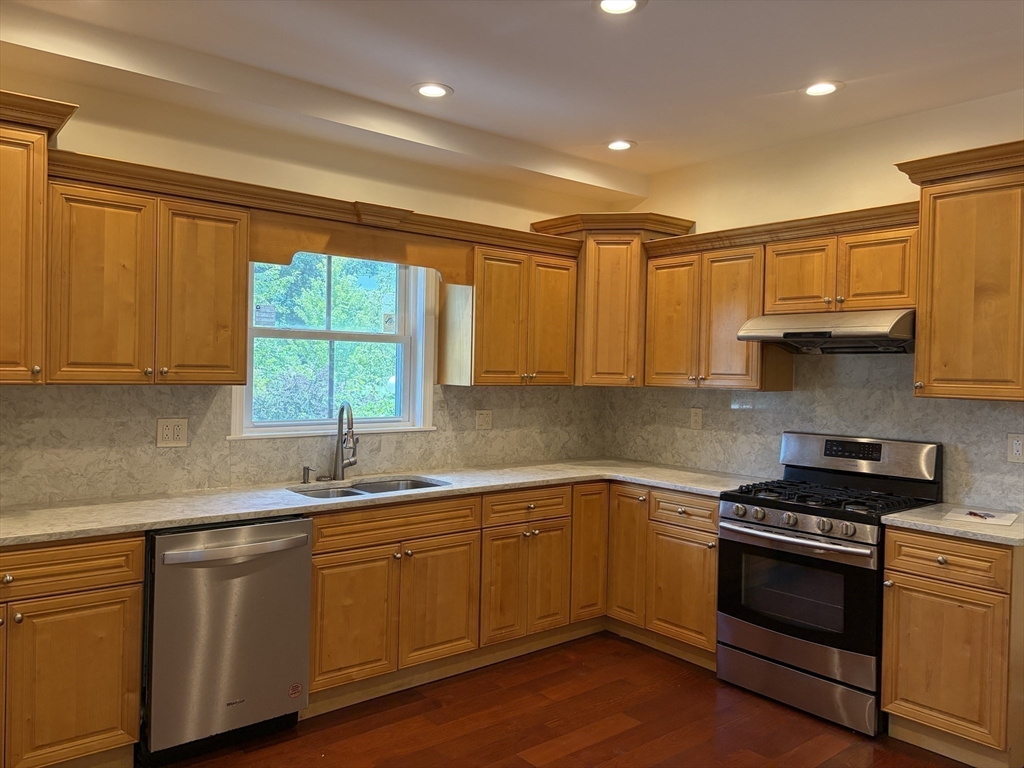 153 Walnut St. #1