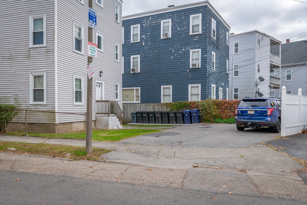 2131 Dorchester Ave
