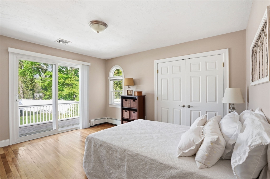 264 Webster St, Marshfield, MA Photo #16
