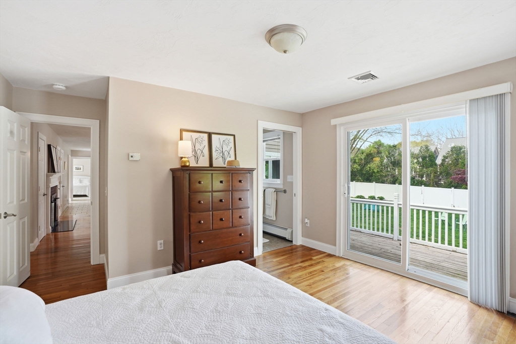 264 Webster St, Marshfield, MA Photo #17