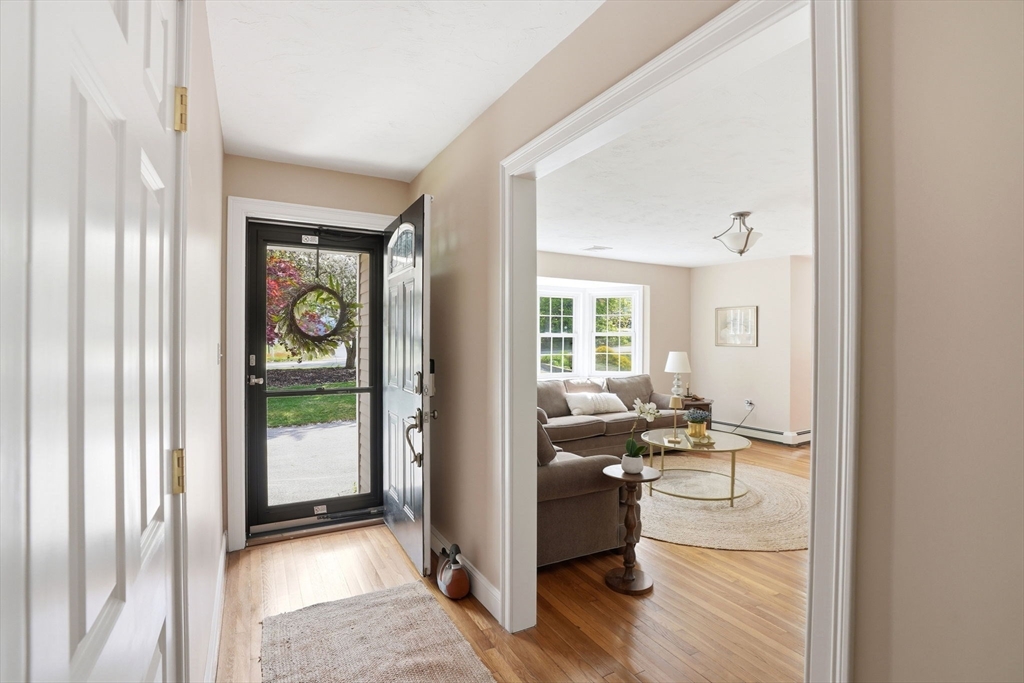 264 Webster St, Marshfield, MA Photo #4
