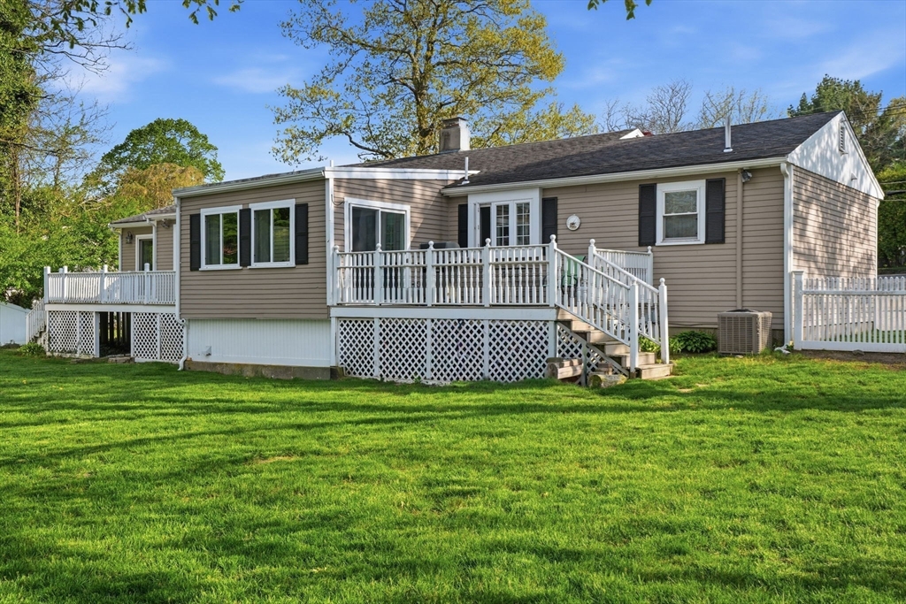 264 Webster St, Marshfield, MA Photo #28