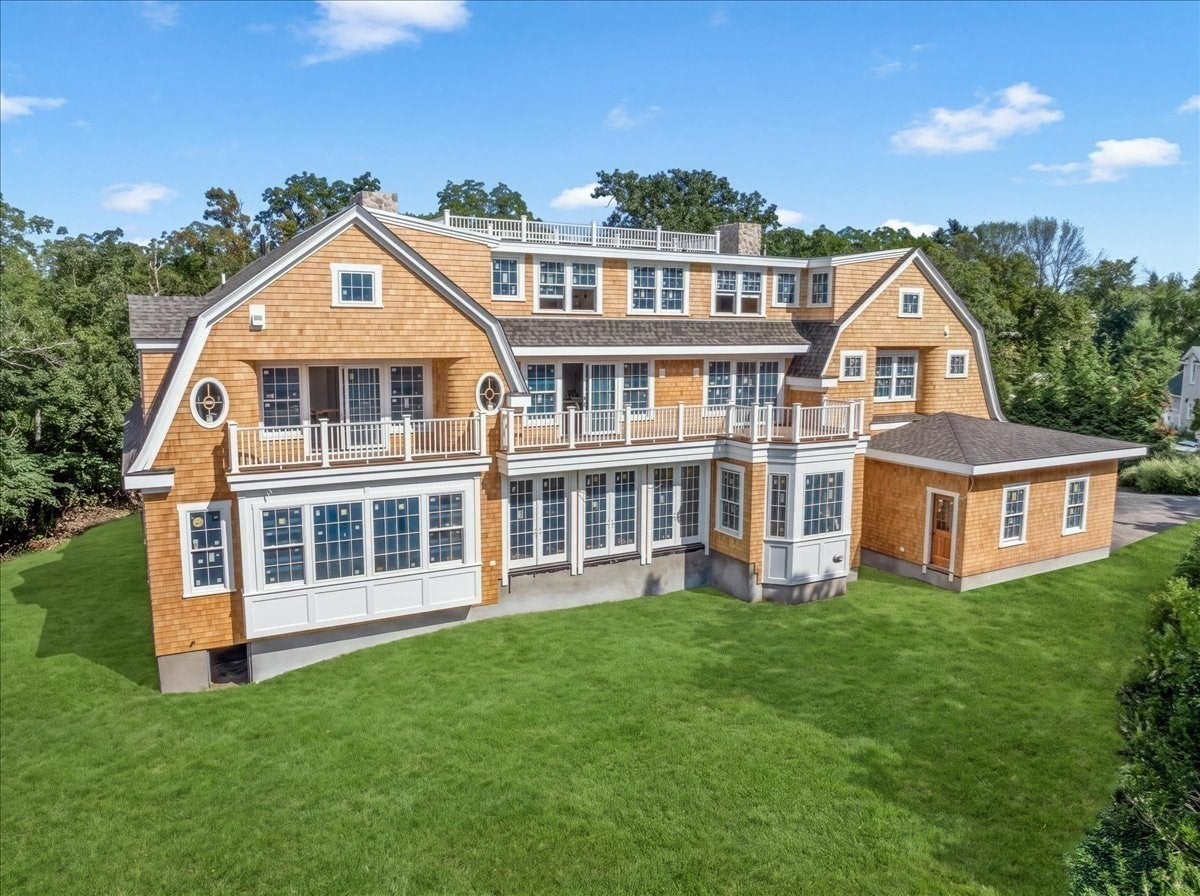 112 Martins Ln