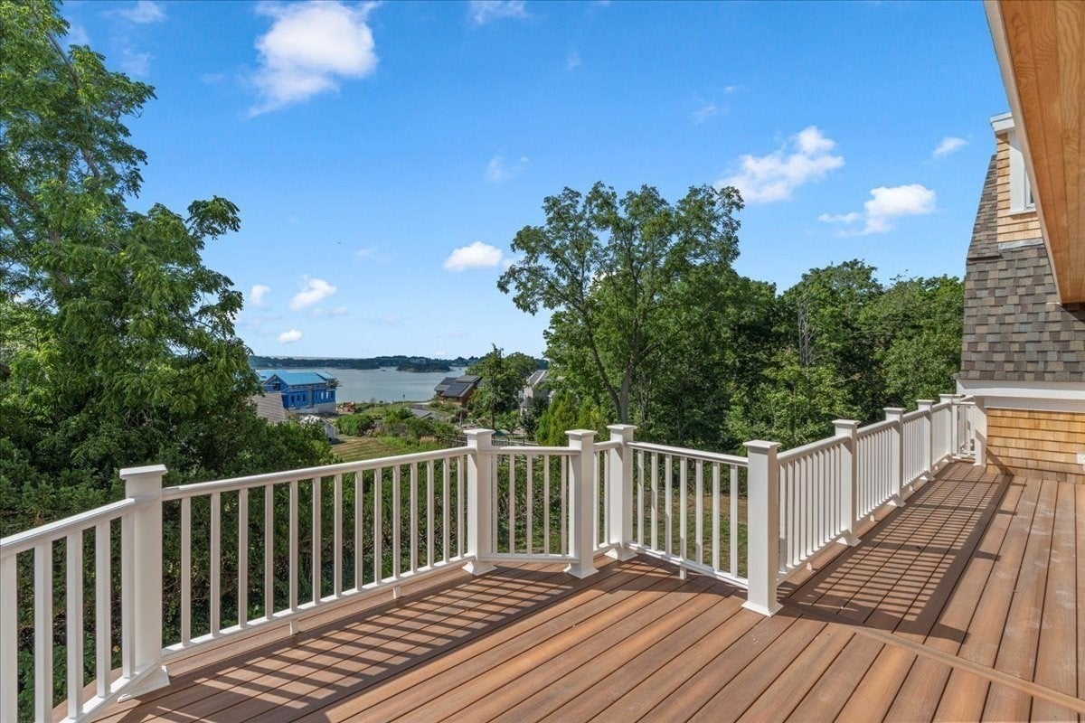 112 Martins Ln