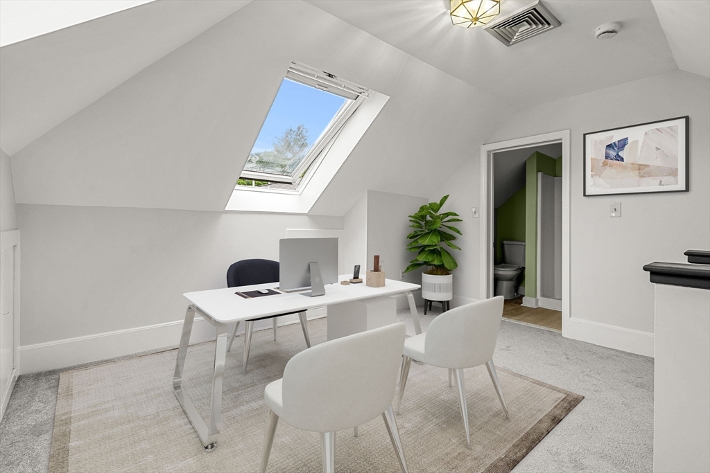 256 Lafayette St 3