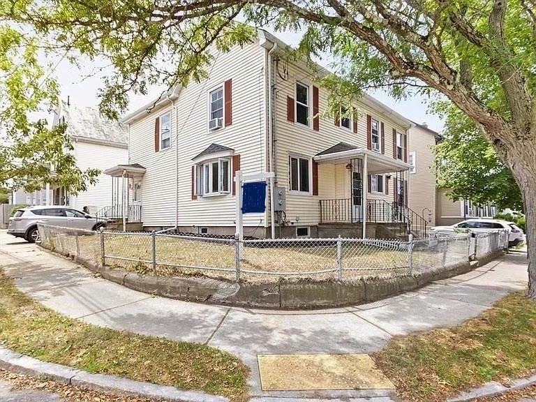 34 Clinton St