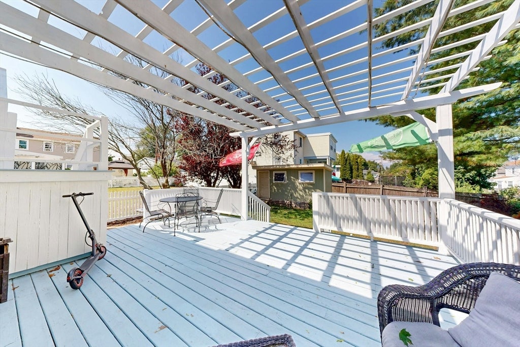 26 George St, Winthrop, MA Photo #36