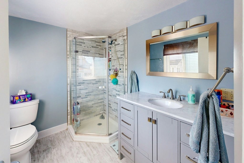 26 George St, Winthrop, MA Photo #20