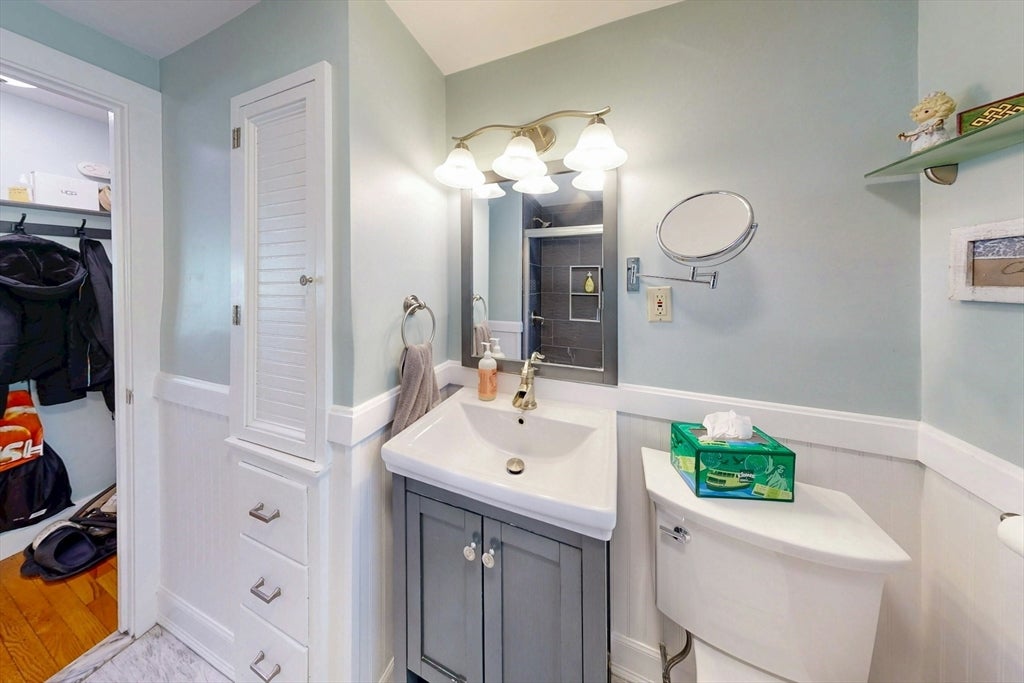 26 George St, Winthrop, MA Photo #15