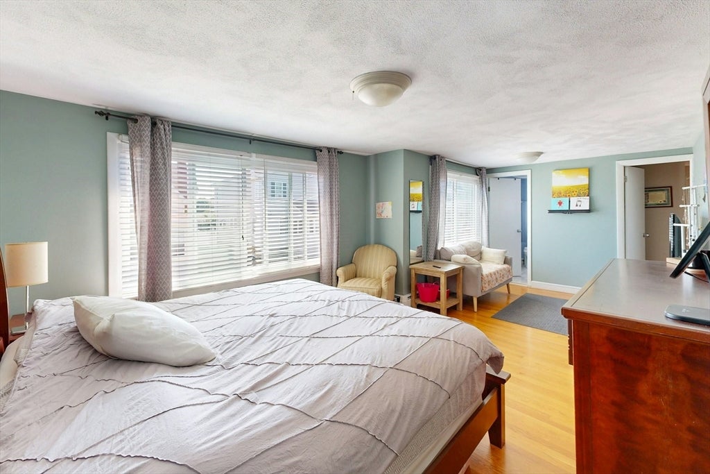 26 George St, Winthrop, MA Photo #18