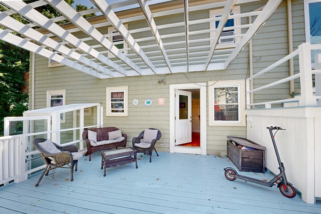 26 George St, Winthrop, MA Photo #35