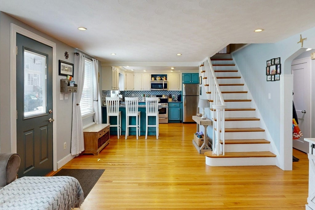26 George St, Winthrop, MA Photo #8