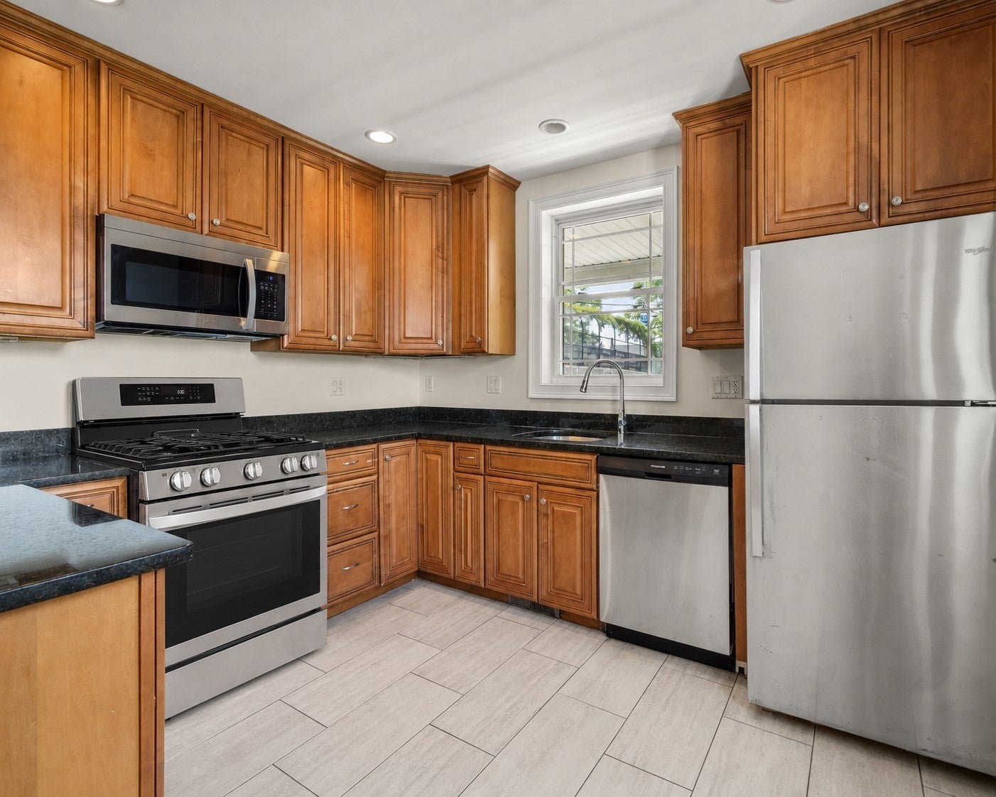 62 Redfield St #62, Boston, MA Photo #6
