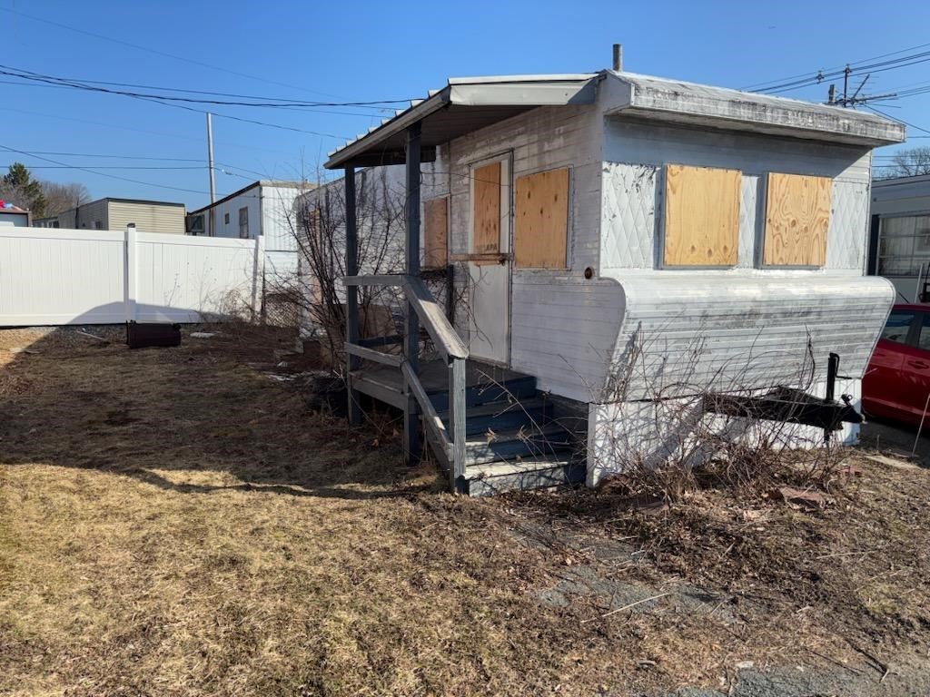 98 Newbury Street 23B